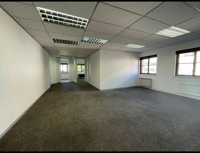 385M² OFFICE TO LET IN SANDTON CENTRAL